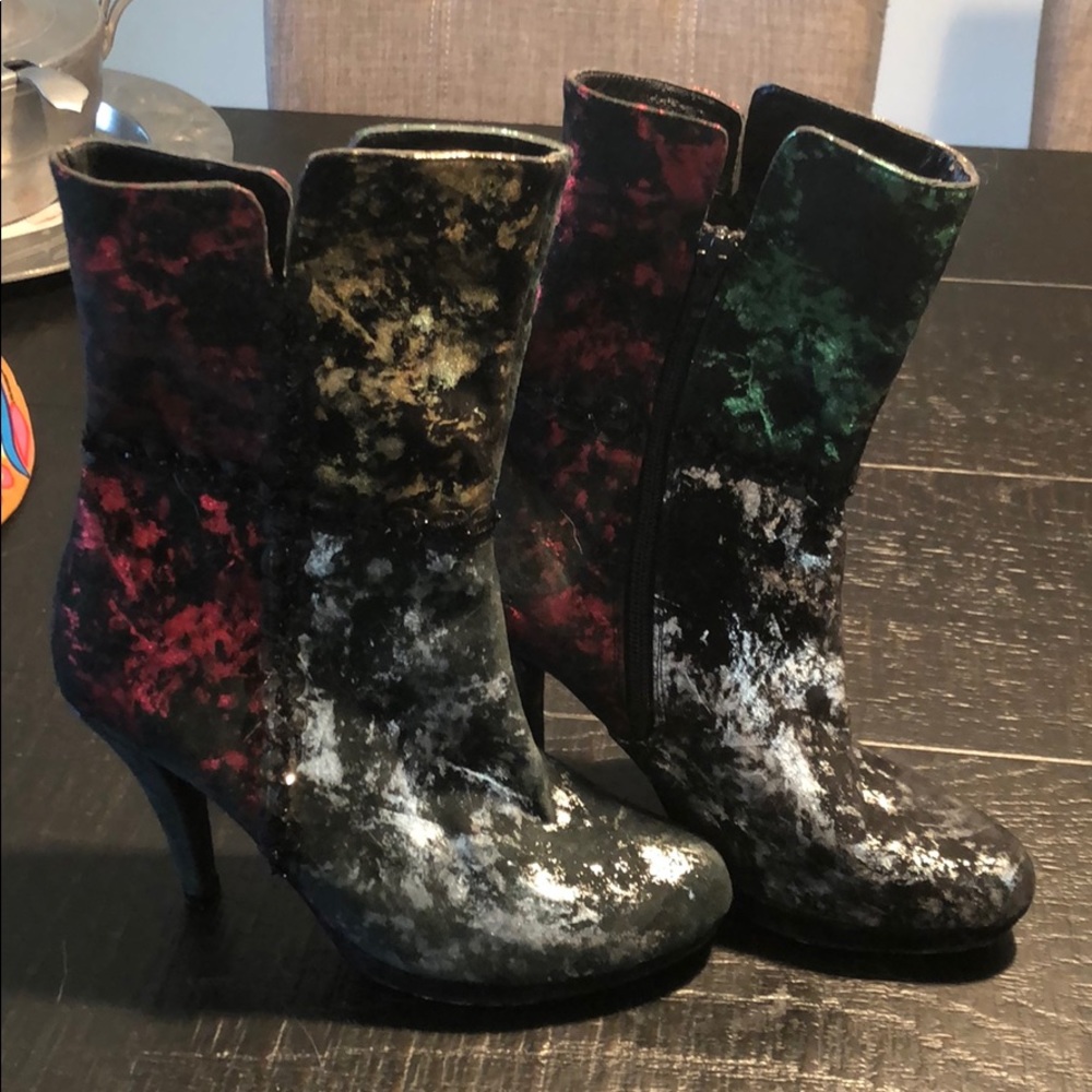Belen Donate leather boots